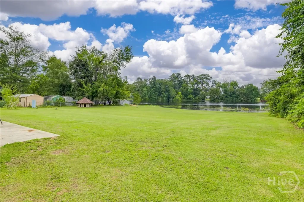 330 Lakeshore Drive Guyton GA 31312