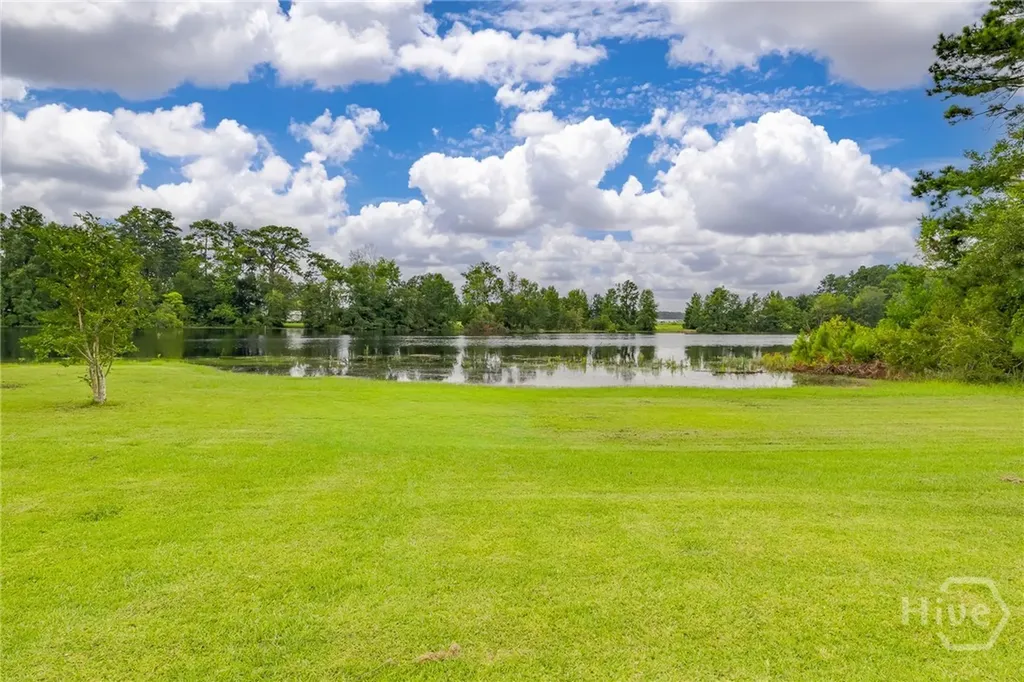 330 Lakeshore Drive Guyton GA 31312