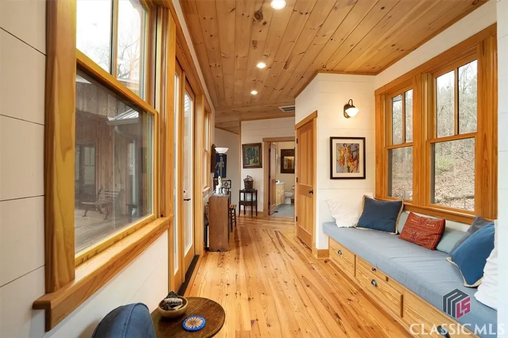 1257 Seymour Road Bowman GA 30624