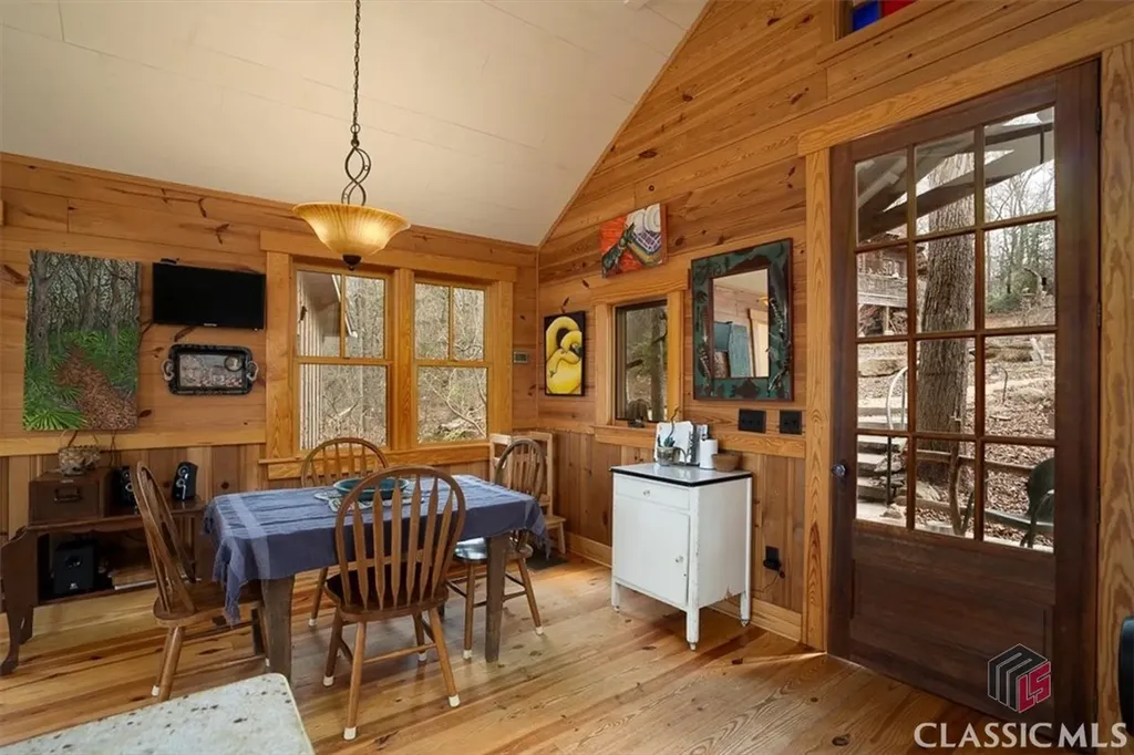 1257 Seymour Road Bowman GA 30624