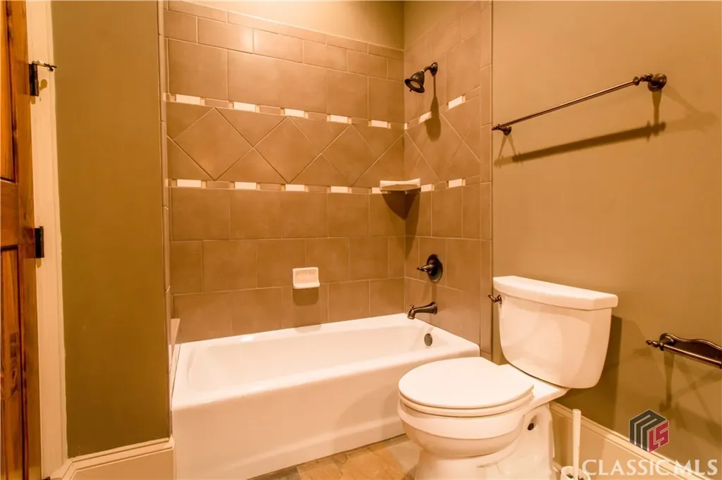 43 River Shoals Drive Athens GA 30606