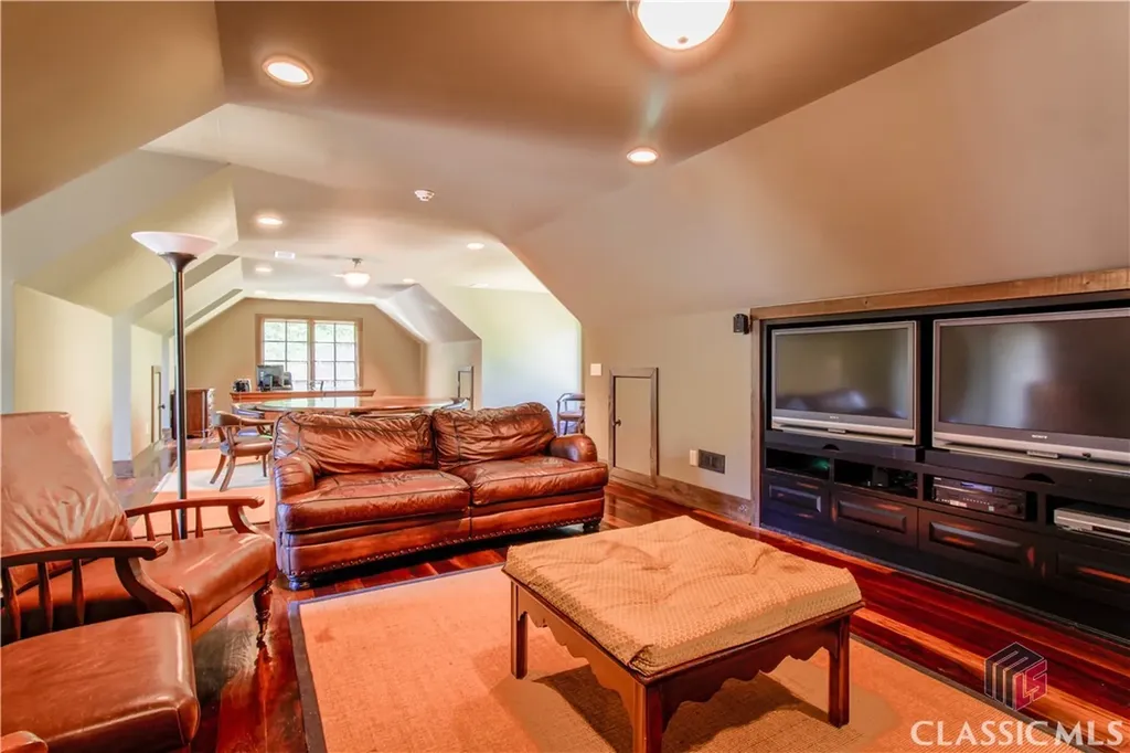 43 River Shoals Drive Athens GA 30606