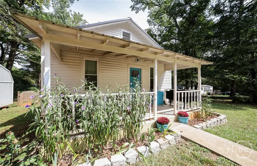 430 Sherwood Circle Danielsville GA 30633