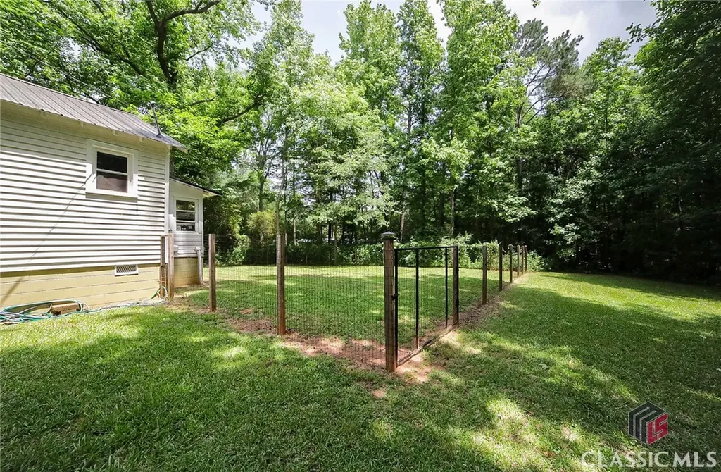 430 Sherwood Circle Danielsville GA 30633