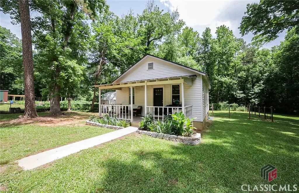 430 Sherwood Circle Danielsville GA 30633