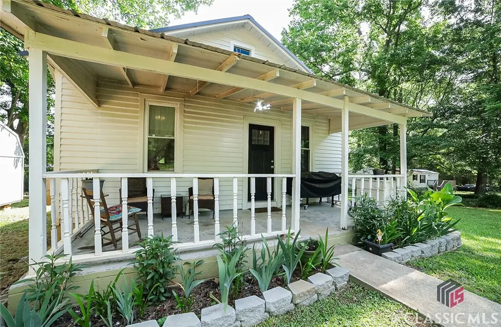 430 Sherwood Circle Danielsville GA 30633