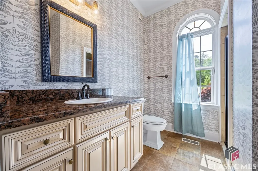 139 Thornhill Circle Athens GA 30607