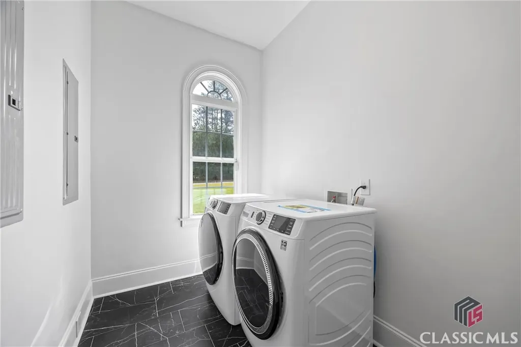 139 Thornhill Circle Athens GA 30607