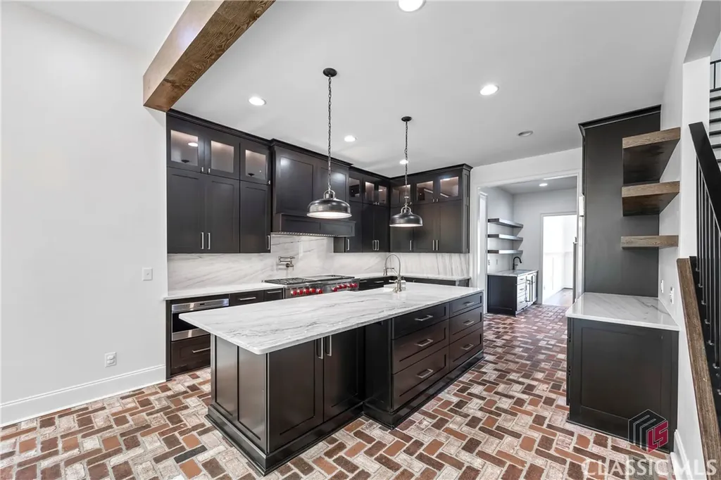 139 Thornhill Circle Athens GA 30607