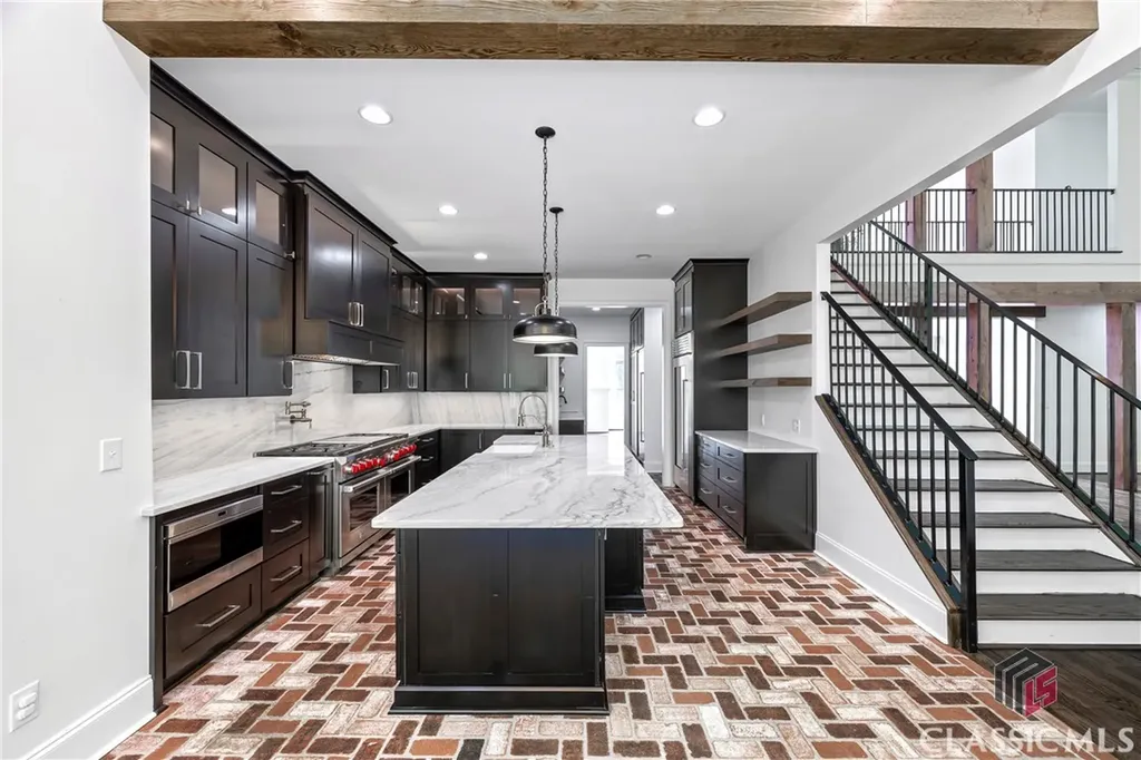 139 Thornhill Circle Athens GA 30607