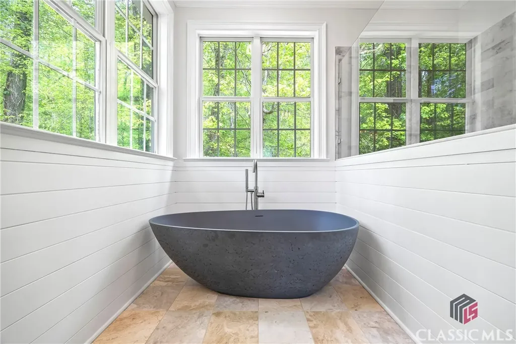 139 Thornhill Circle Athens GA 30607