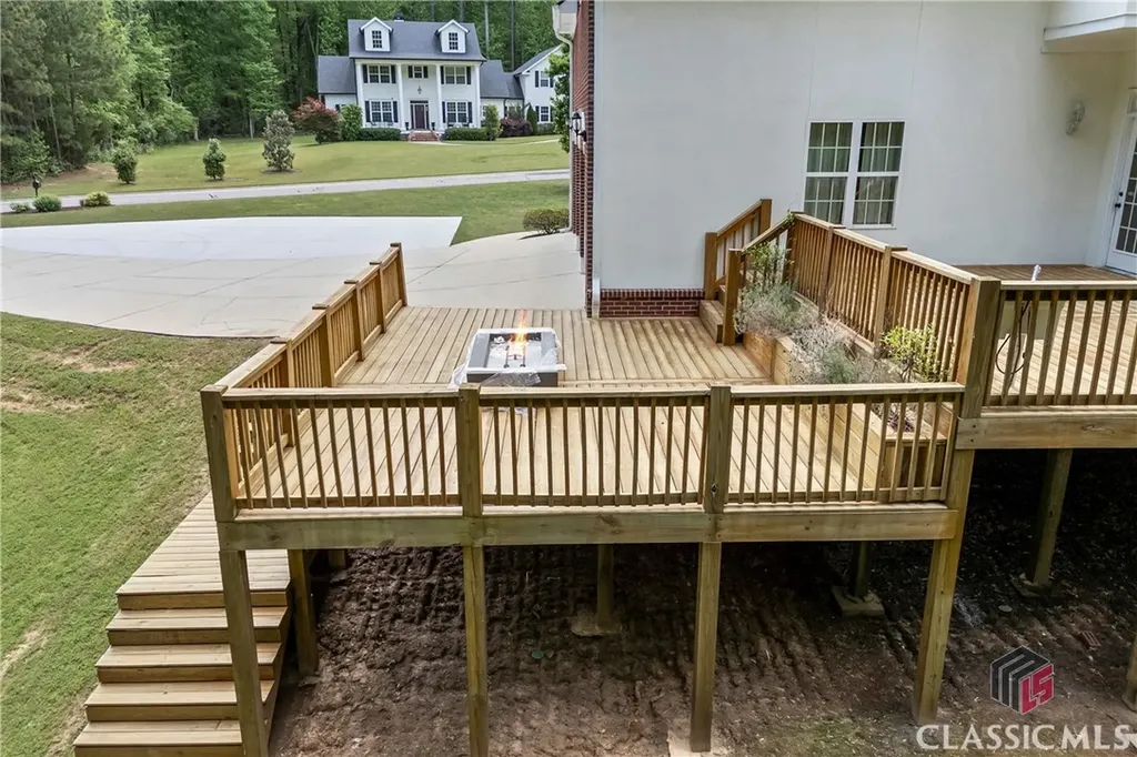 139 Thornhill Circle Athens GA 30607