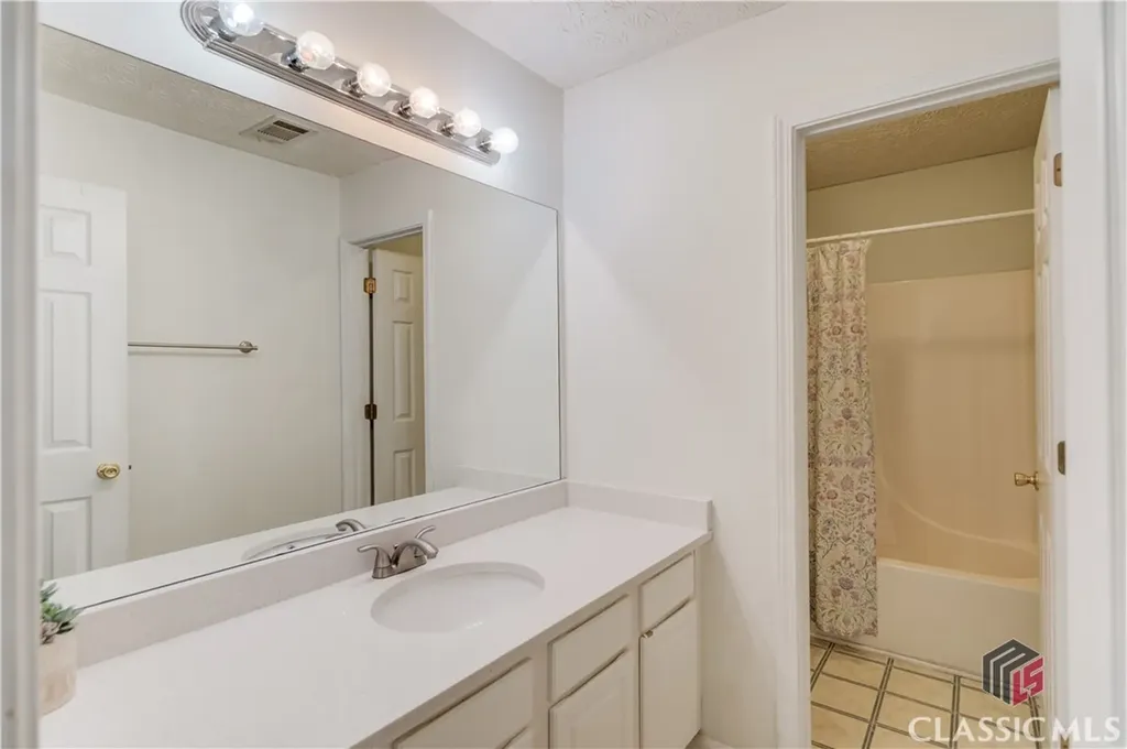 3095 Willow Park Drive Dacula GA 30019