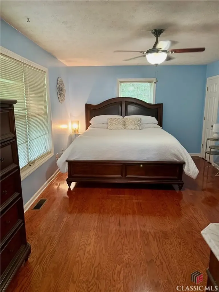 3517 Duncan Bridge Road Cleveland GA 30528