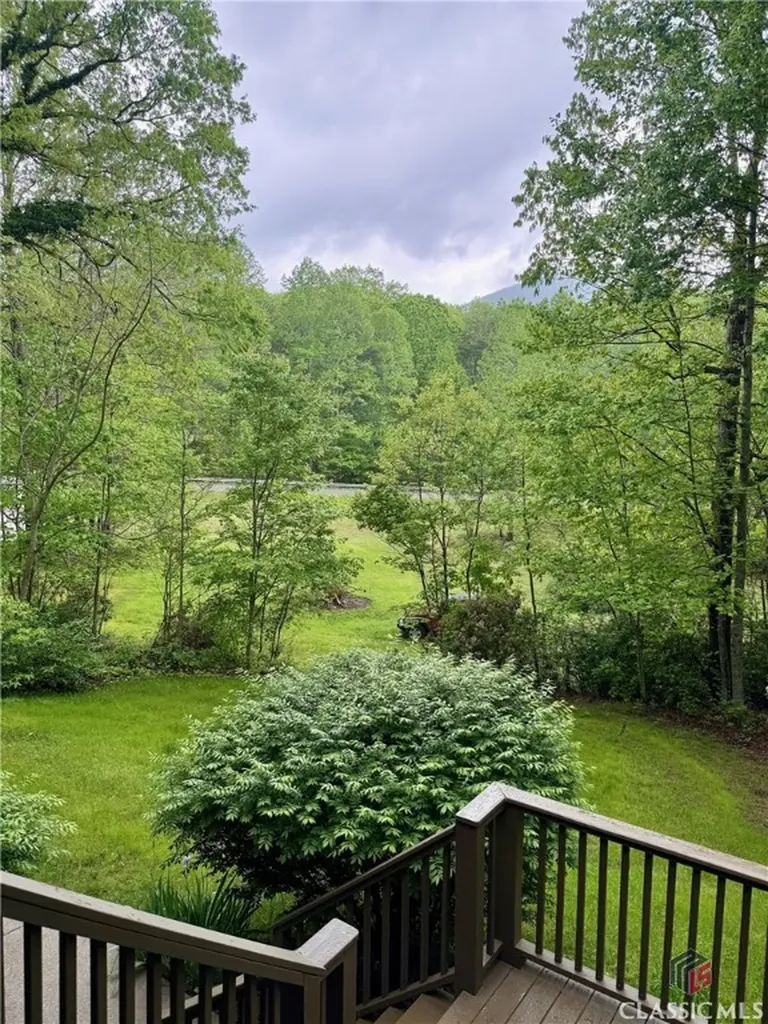 3517 Duncan Bridge Road Cleveland GA 30528