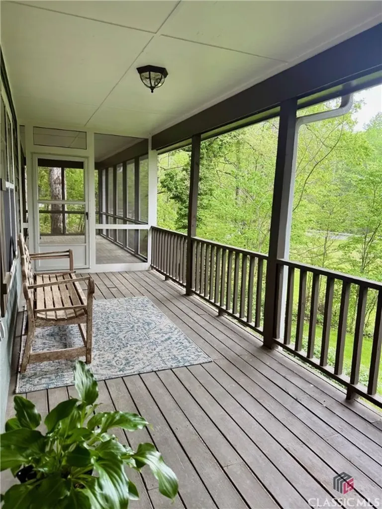 3517 Duncan Bridge Road Cleveland GA 30528