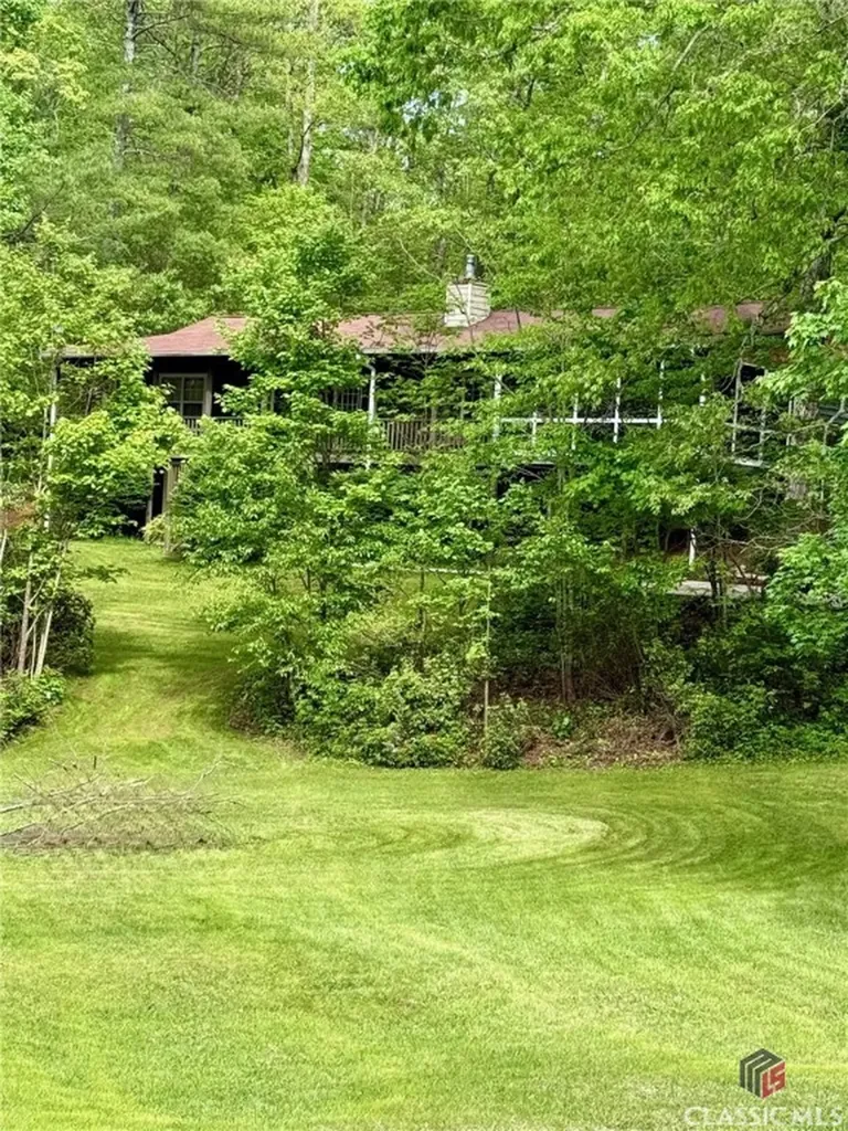 3517 Duncan Bridge Road Cleveland GA 30528