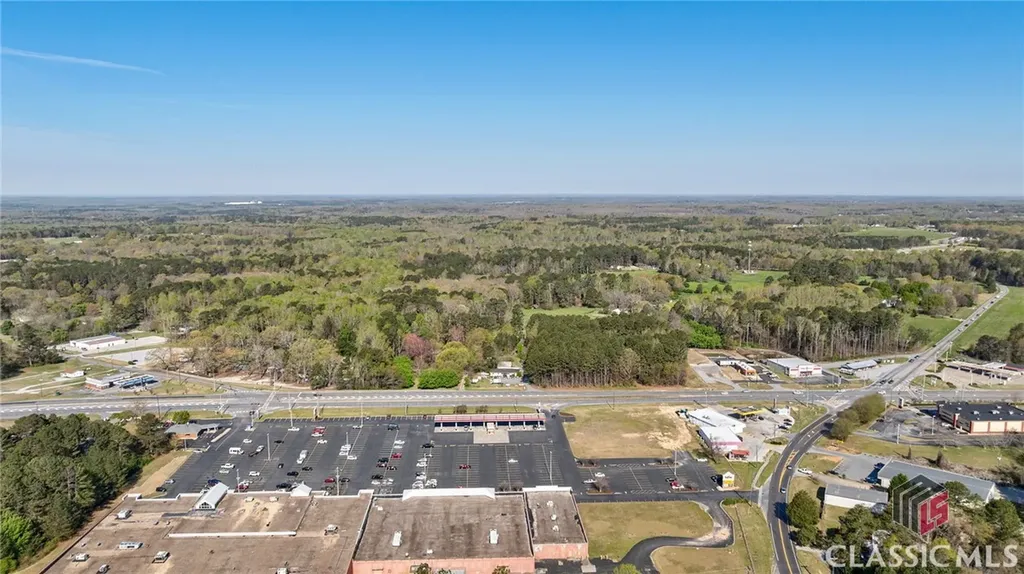 8986 Highway 29 S Hull GA 30646