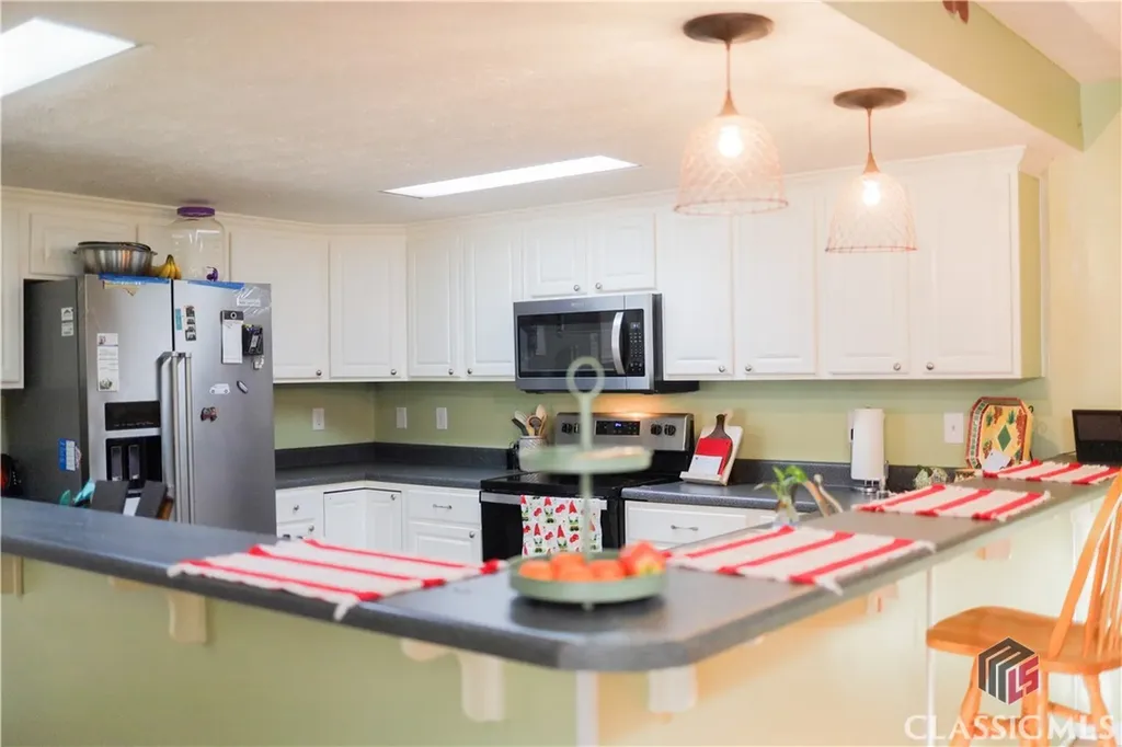 2100 Rays Church Road Bishop GA 30621