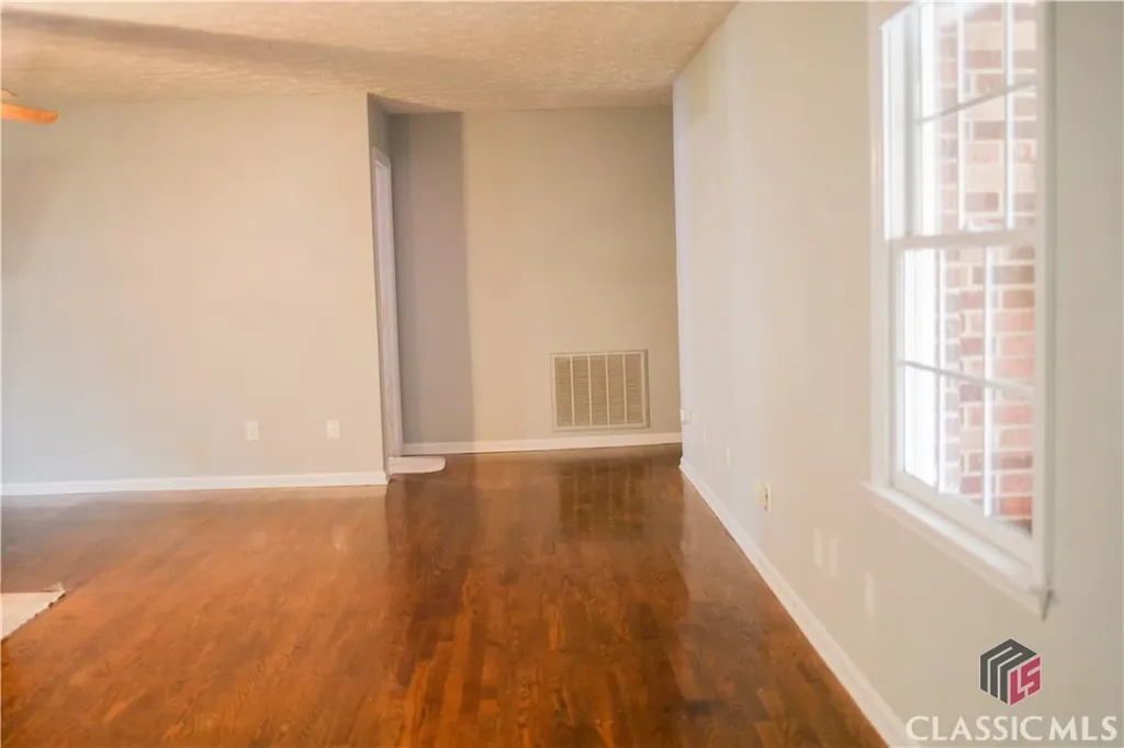 2100 Rays Church Road Bishop GA 30621