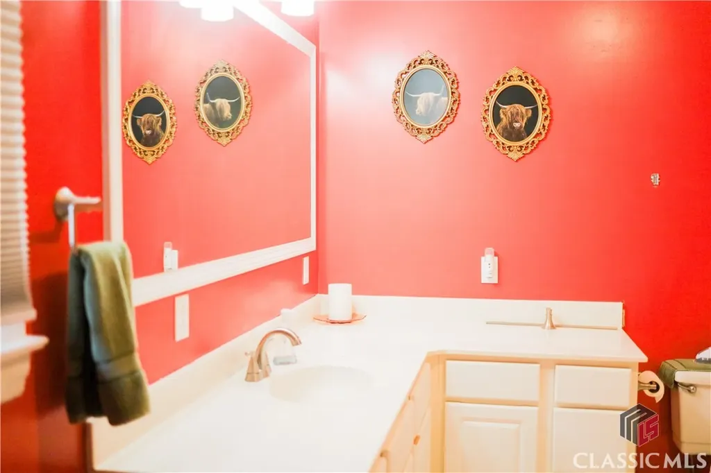 2100 Rays Church Road Bishop GA 30621