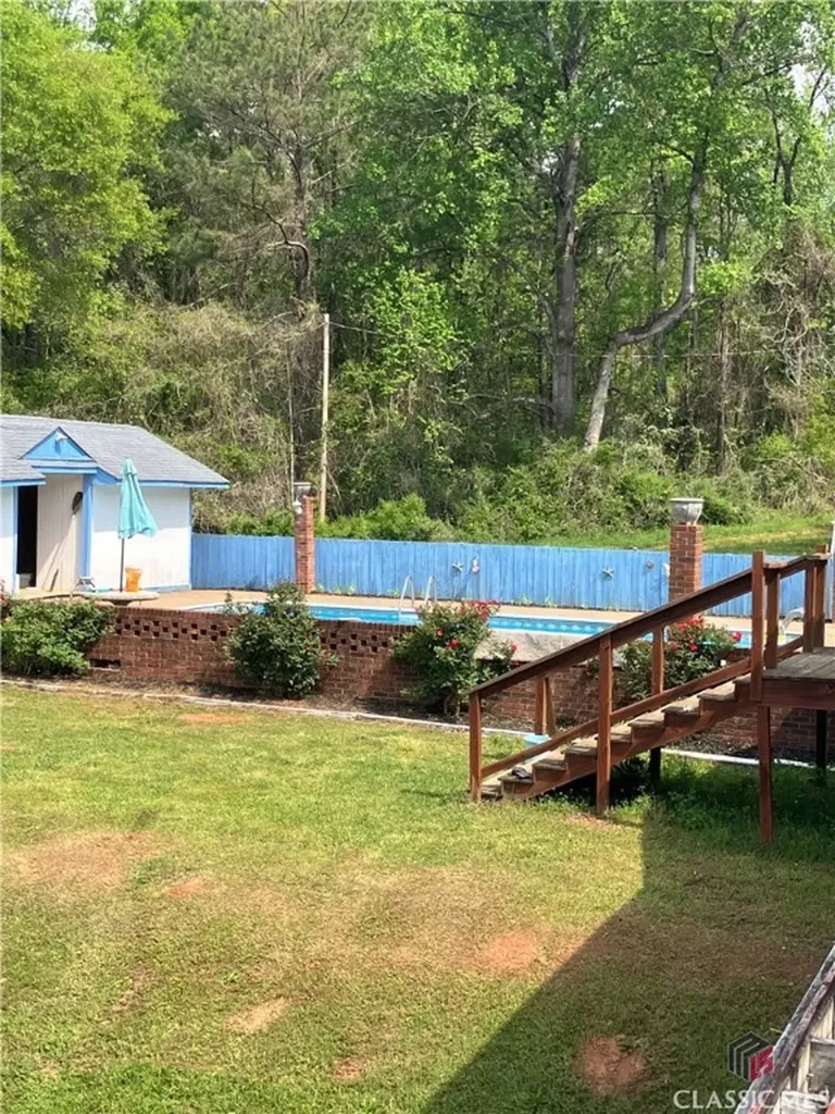 2100 Rays Church Road Bishop GA 30621