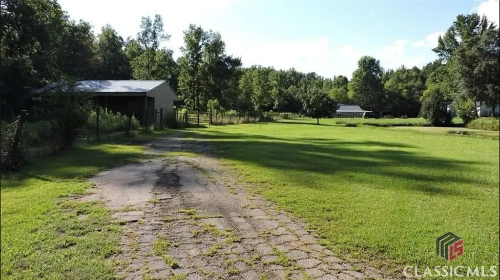 2100 Rays Church Road Bishop GA 30621