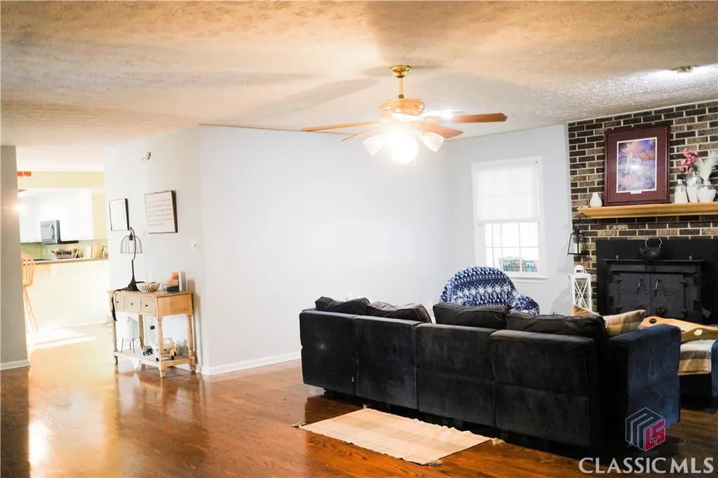 2100 Rays Church Road Bishop GA 30621