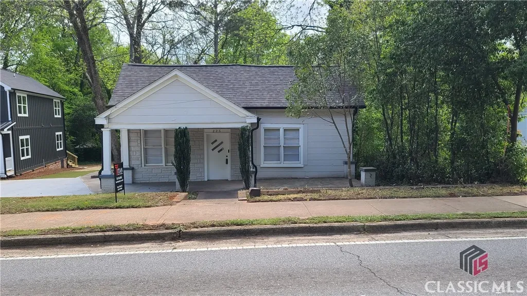 226 Vine Street Athens GA 30601