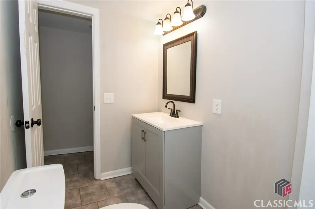 226 Vine Street Athens GA 30601