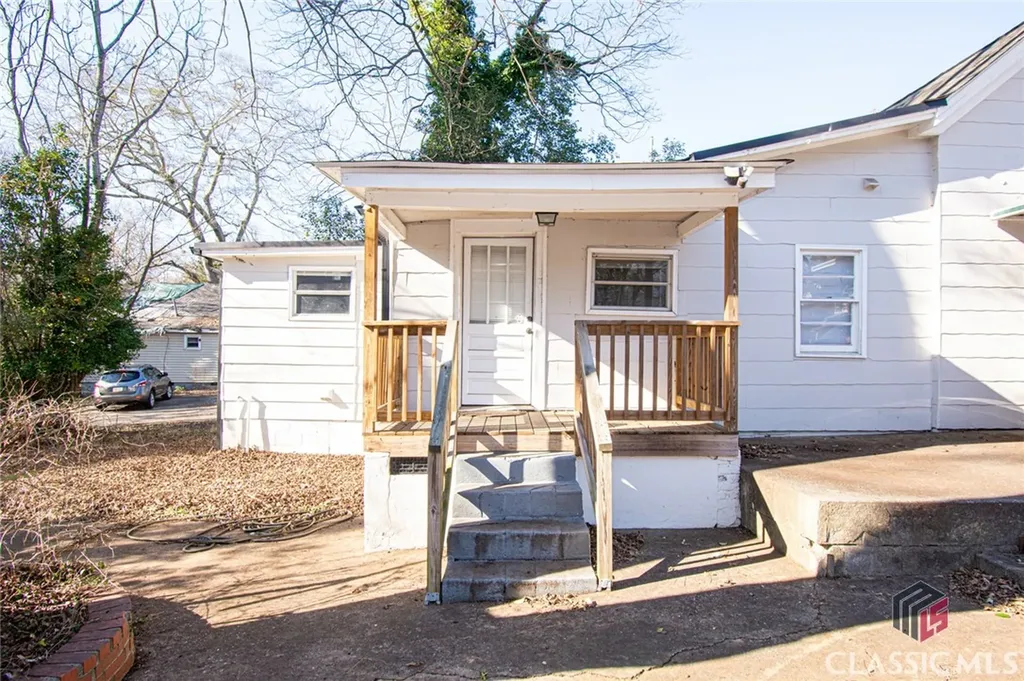 226 Vine Street Athens GA 30601