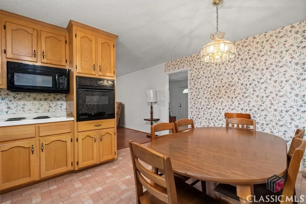 3041 Monroe Highway Bogart GA 30622