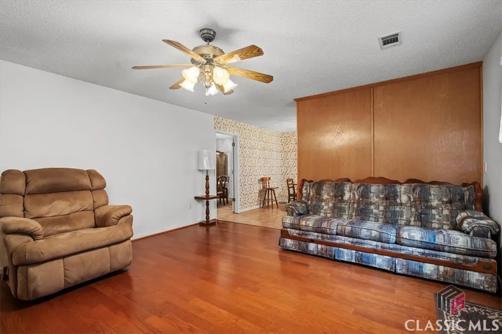 3041 Monroe Highway Bogart GA 30622