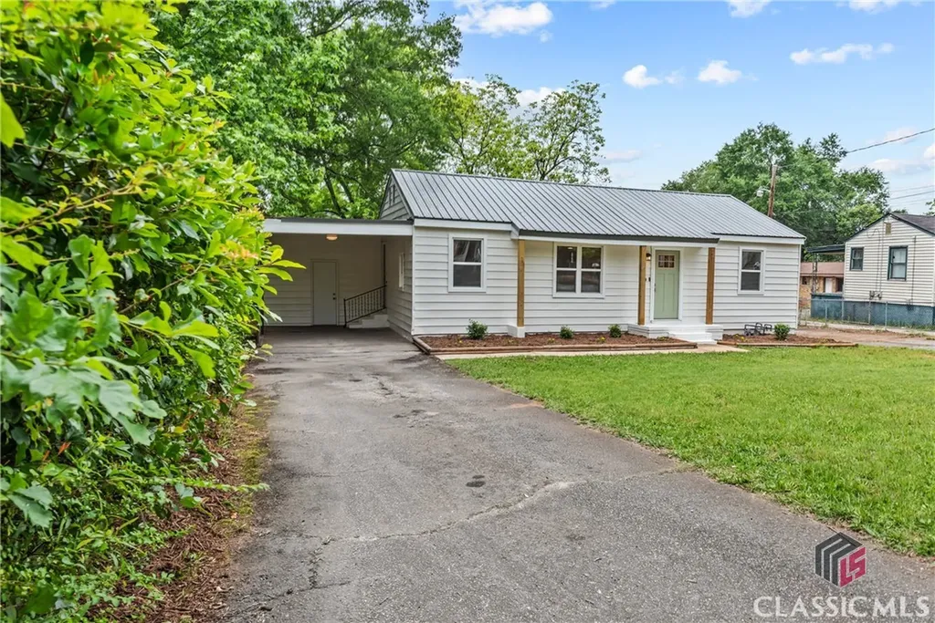 492 Clover Street Athens GA 30606