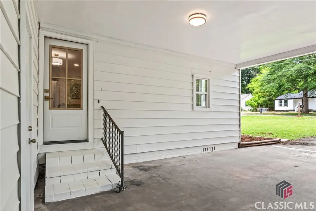 492 Clover Street Athens GA 30606