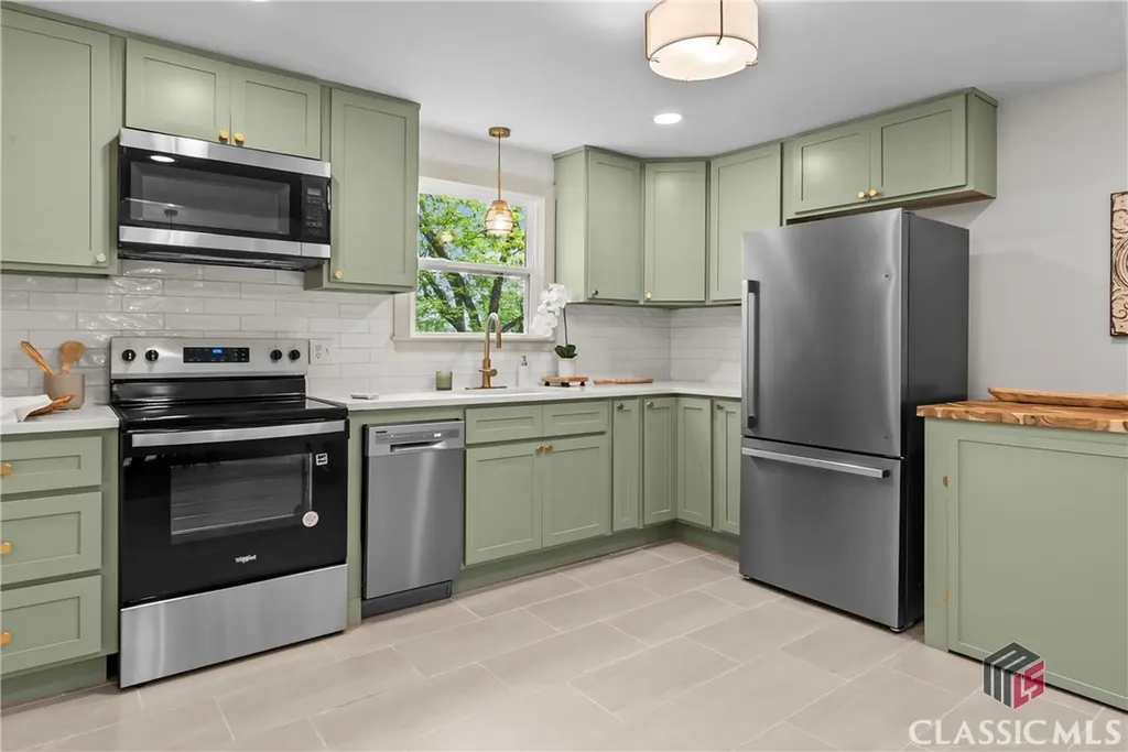 492 Clover Street Athens GA 30606