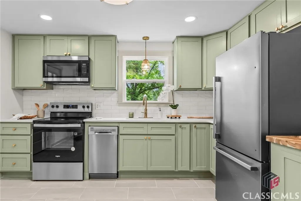 492 Clover Street Athens GA 30606