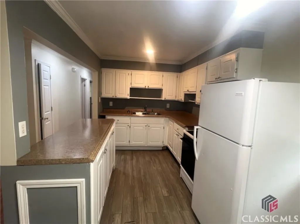 210 Sanders Road Athens GA 30605