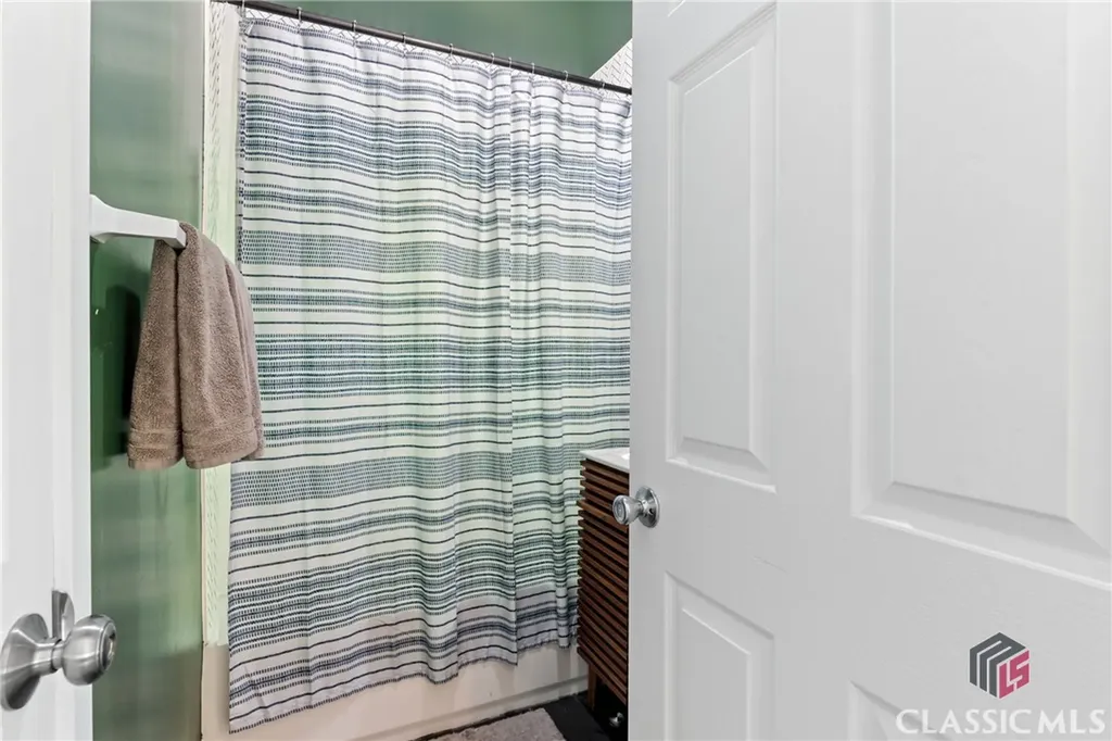 465 Hillcrest Avenue Athens GA 30606