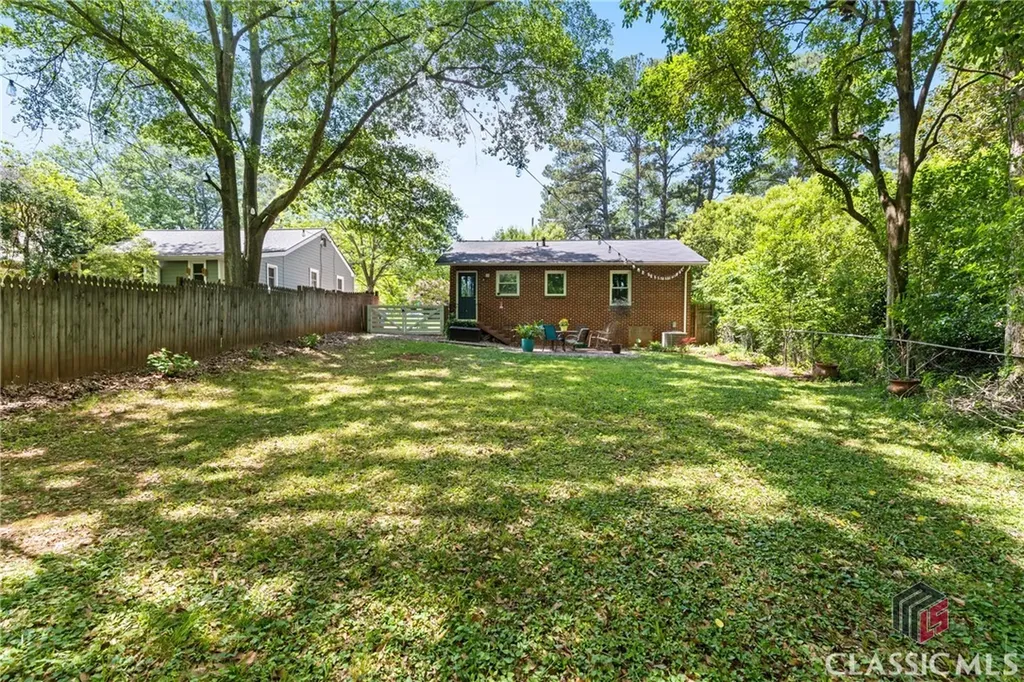 465 Hillcrest Avenue Athens GA 30606