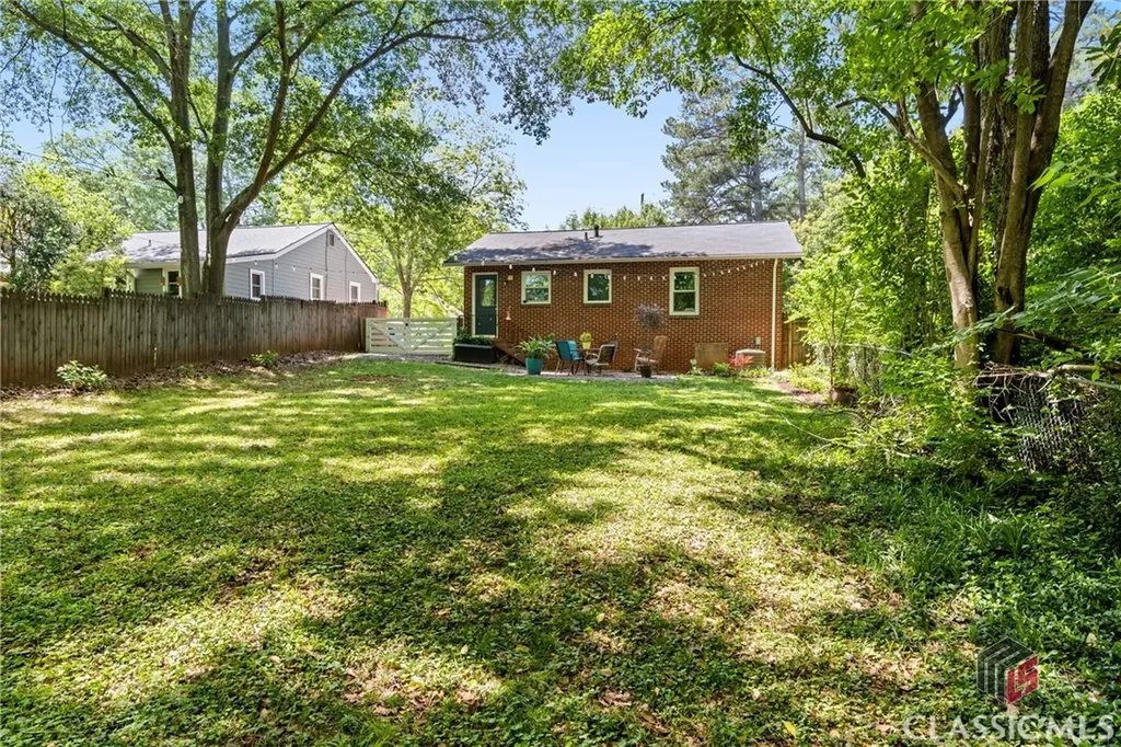 465 Hillcrest Avenue Athens GA 30606