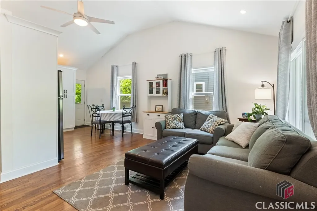 465 Hillcrest Avenue Athens GA 30606