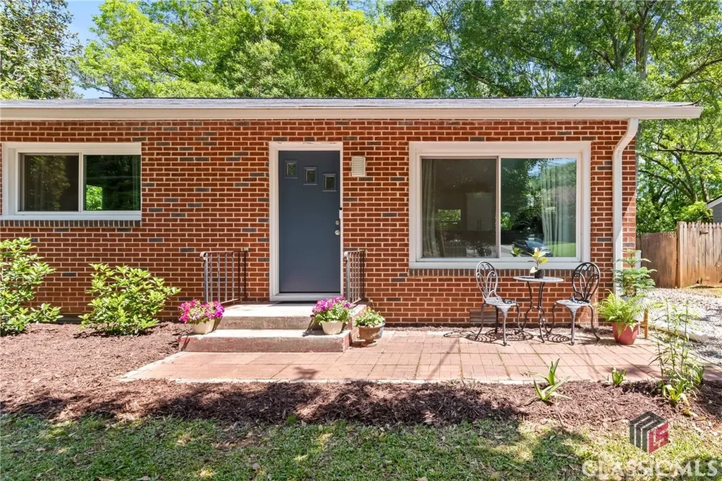 465 Hillcrest Avenue Athens GA 30606