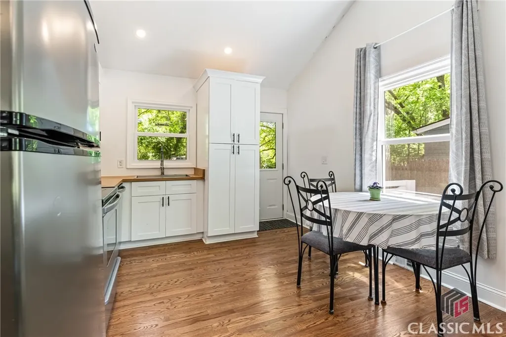 465 Hillcrest Avenue Athens GA 30606