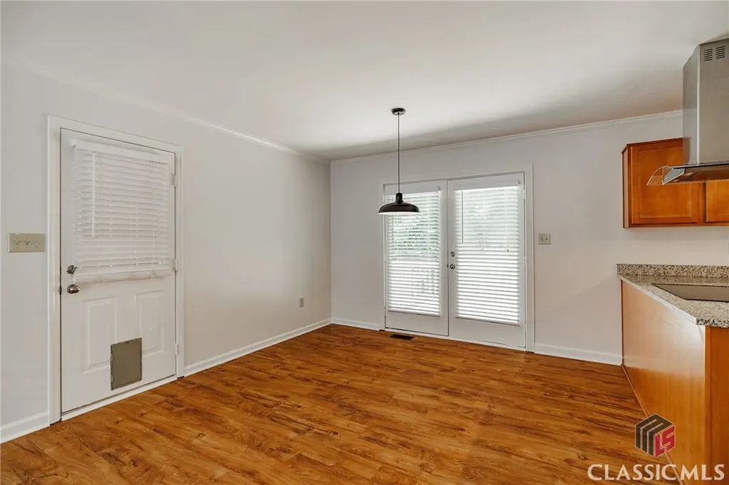 123 Stonybrook Court Athens GA 30605