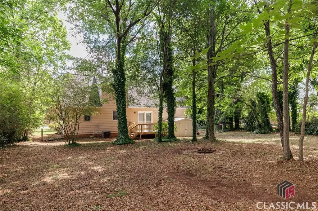 123 Stonybrook Court Athens GA 30605