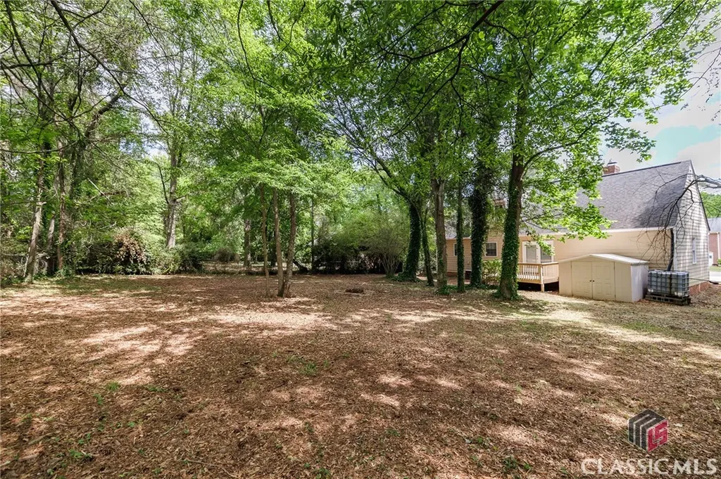 123 Stonybrook Court Athens GA 30605