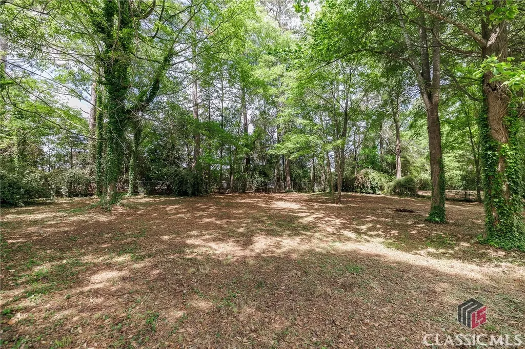 123 Stonybrook Court Athens GA 30605