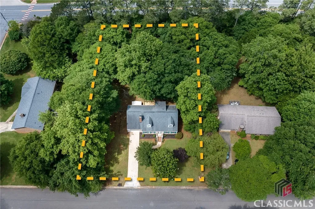 123 Stonybrook Court Athens GA 30605