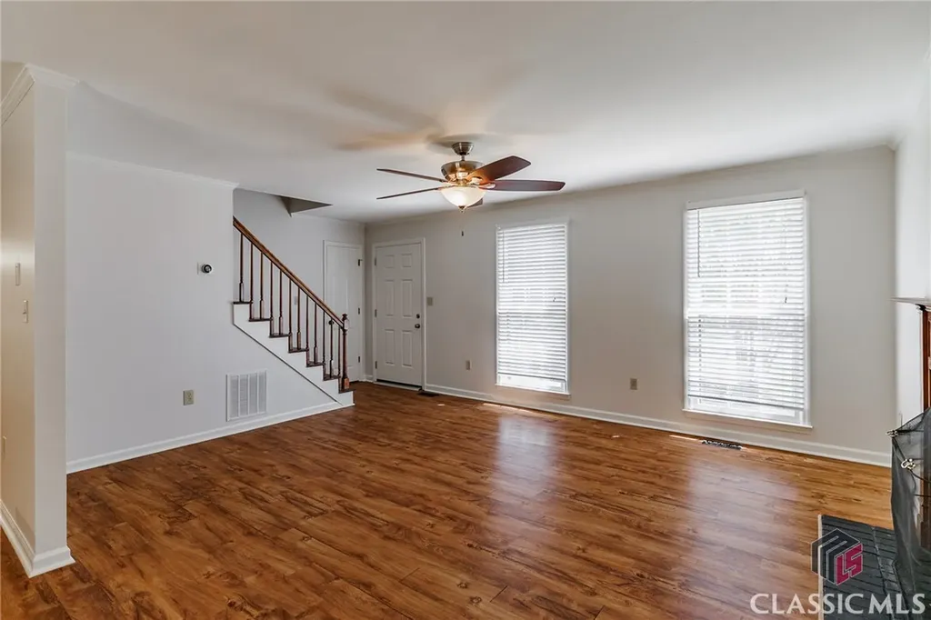 123 Stonybrook Court Athens GA 30605